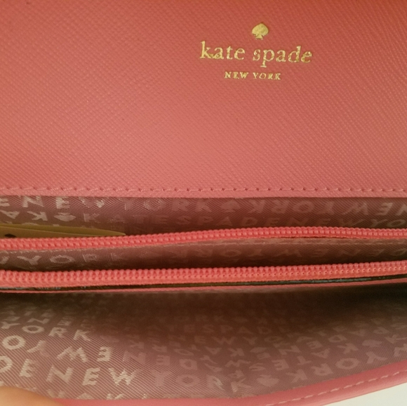 Kate Spade Summer Coral Wallet - Picture 3 of 8